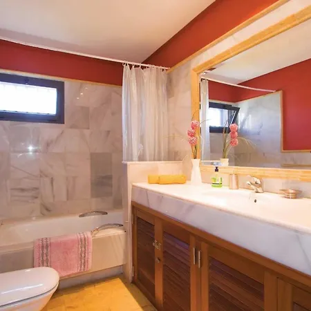 Playa Blanca Sleeps 8 Wifi فيلة بلايا بلانكا