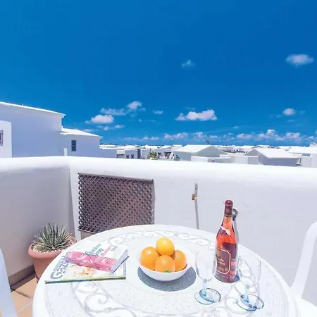 Playa Blanca Sleeps 8 Wifi فيلة *